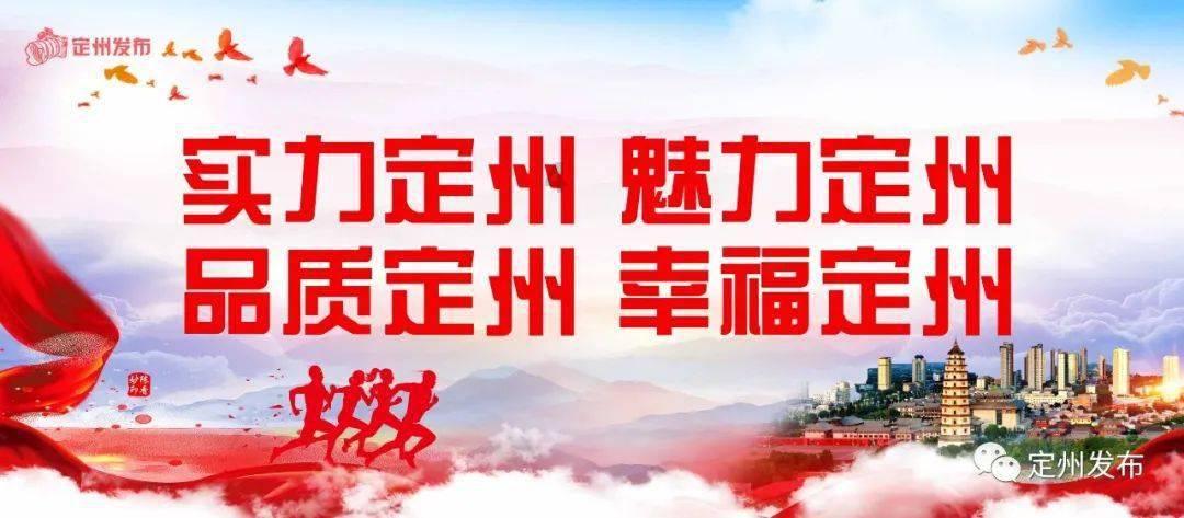 小萌妹的甜美装扮